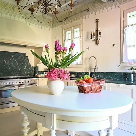Elizabeth Country House, A Member Of Design 4* Minerbio